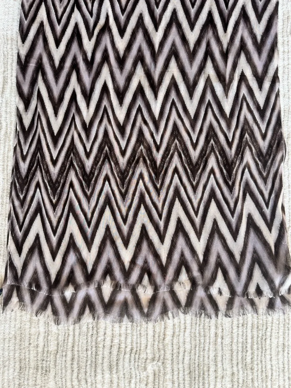 Banana Republic Chevron Scarf Brown Taupe 100% Viscose
